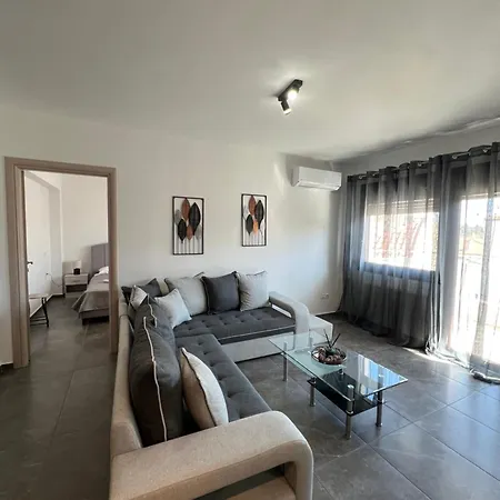 Penelope's ιι Potamia (Thasos)